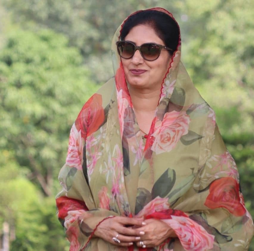 Mrs Tripat Parmar photo